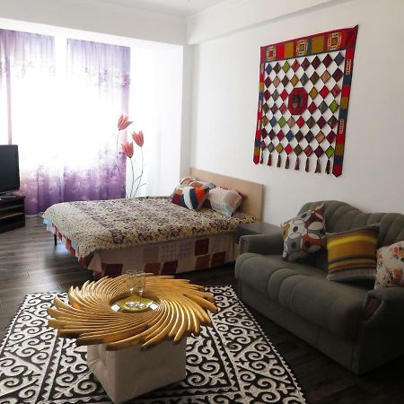 דירות Bishkek House Apartament מראה חיצוני תמונה