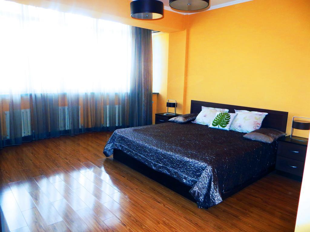 דירות Bishkek House Apartament מראה חיצוני תמונה