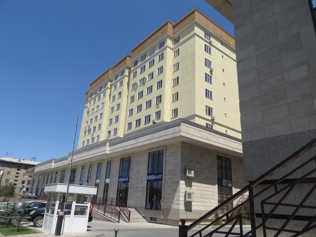 דירות Bishkek House Apartament מראה חיצוני תמונה