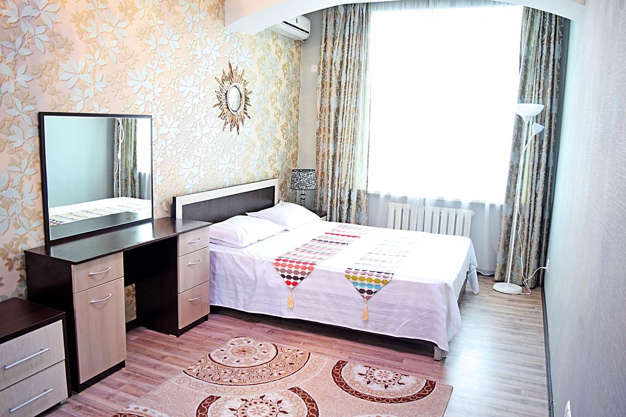 דירות Bishkek House Apartament מראה חיצוני תמונה